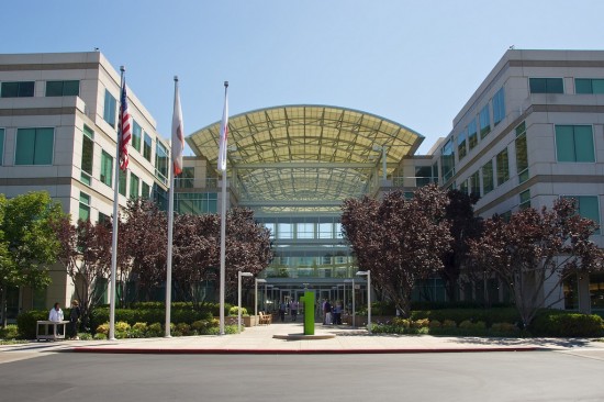 applehq-550x366