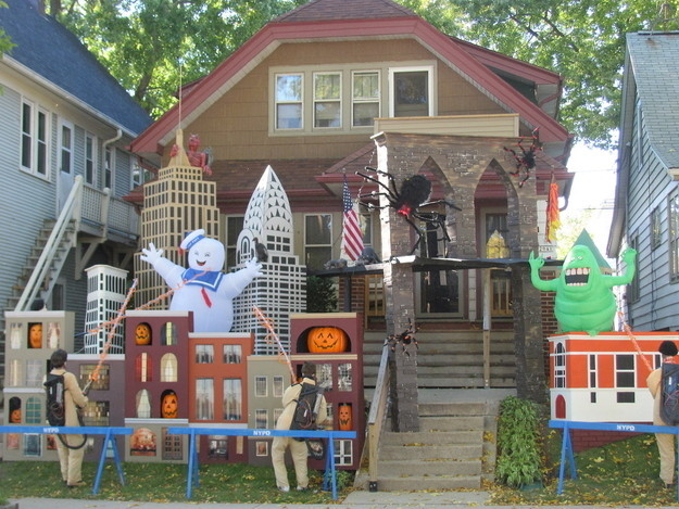halloween-house-decoration3