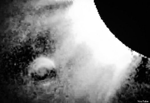 UFO_near_the_sun01